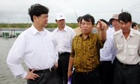 Premierminister Nguyen Tan Dung besucht eine Militäreinheit in Kien Giang 